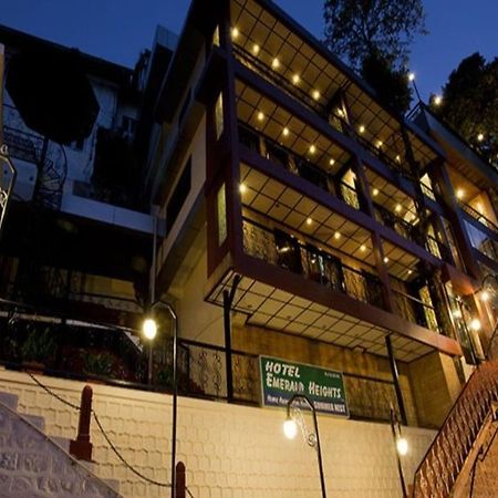 Hotel Emerald Heights Mussoorie Bagian luar foto