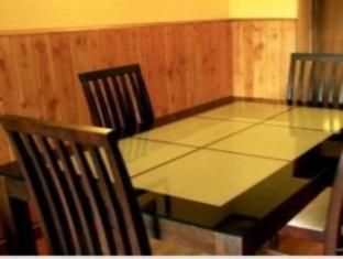 Hotel Emerald Heights Mussoorie Bagian luar foto