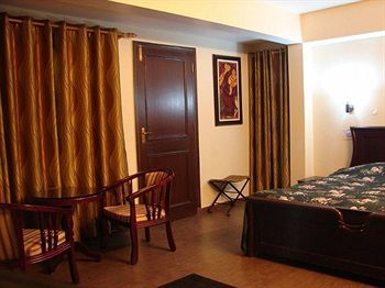 Hotel Emerald Heights Mussoorie Bagian luar foto