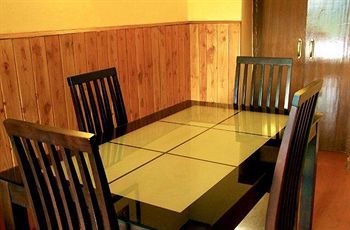 Hotel Emerald Heights Mussoorie Bagian luar foto