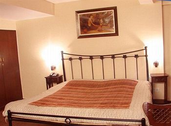 Hotel Emerald Heights Mussoorie Bagian luar foto